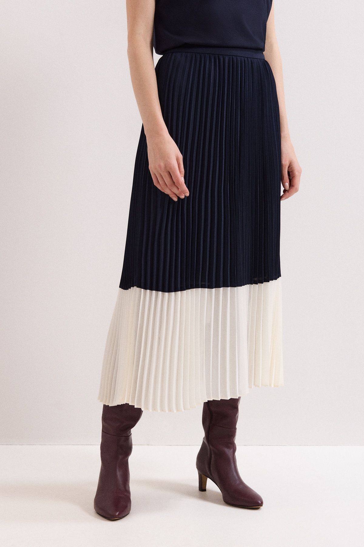 Phase Eight Eleanor Pleated Midi Skirt