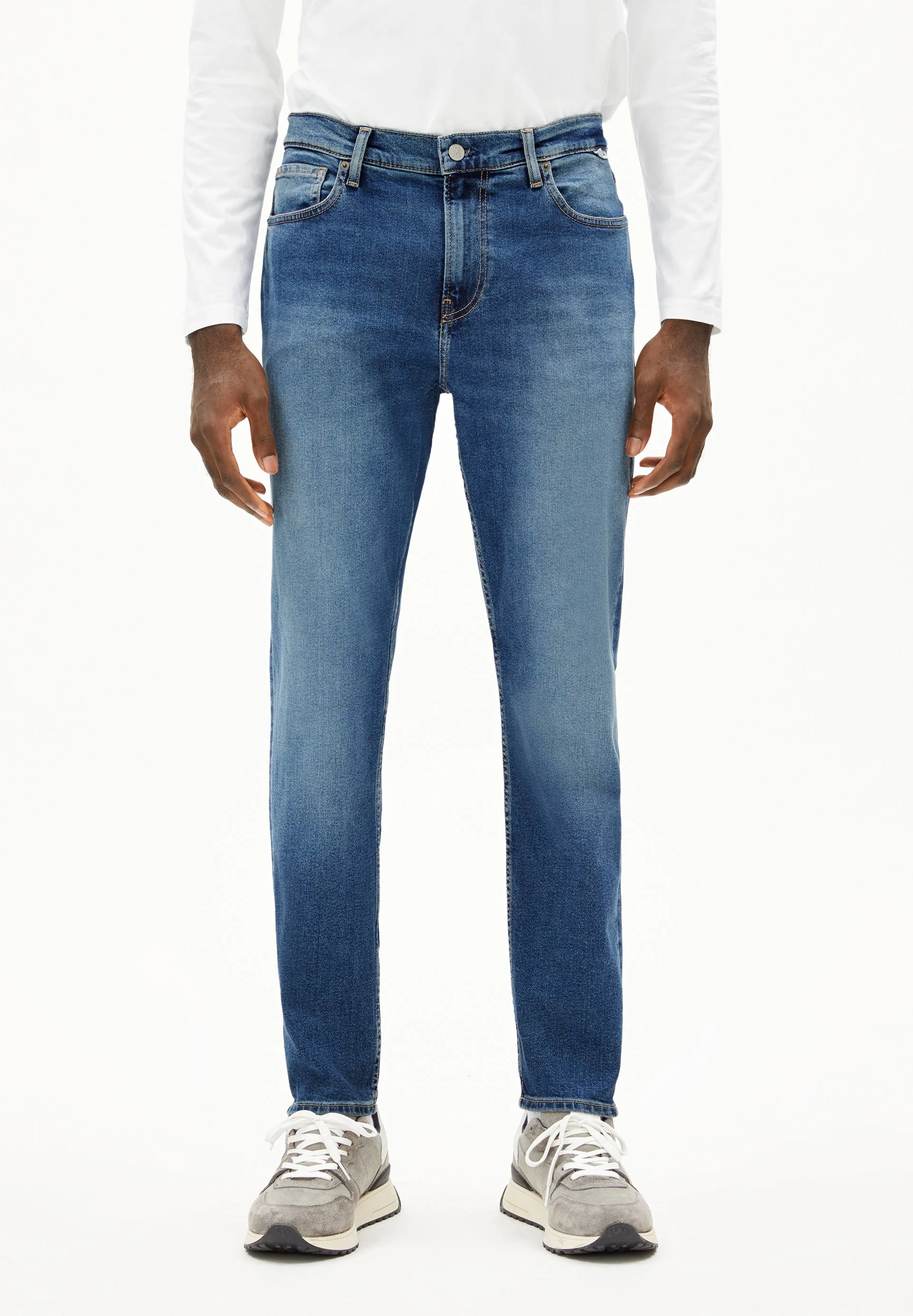 AARJO TARPA TAPERED JEANS