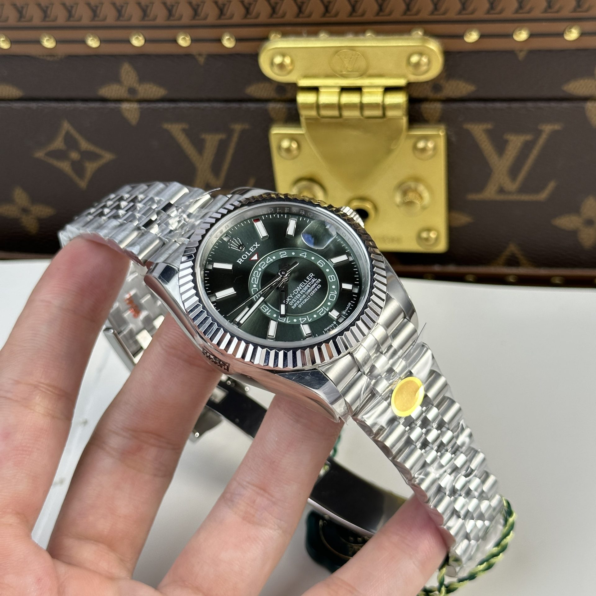 Rolex Sky-Dweller 336934 316L Steel Green Dial 42mm Jub AAA Replica