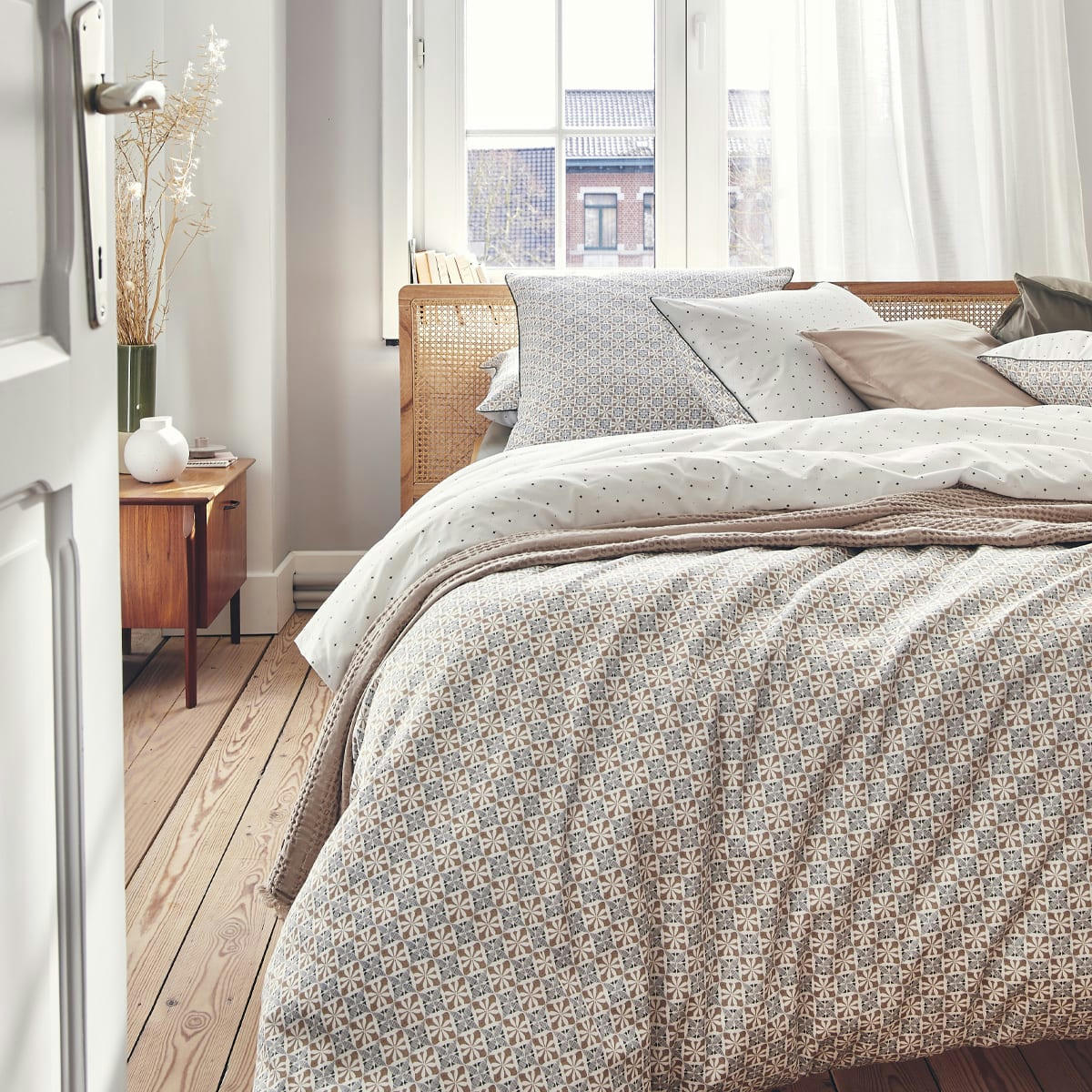 GALADRIEL - Parure de lit en percale de coton beige 260x240