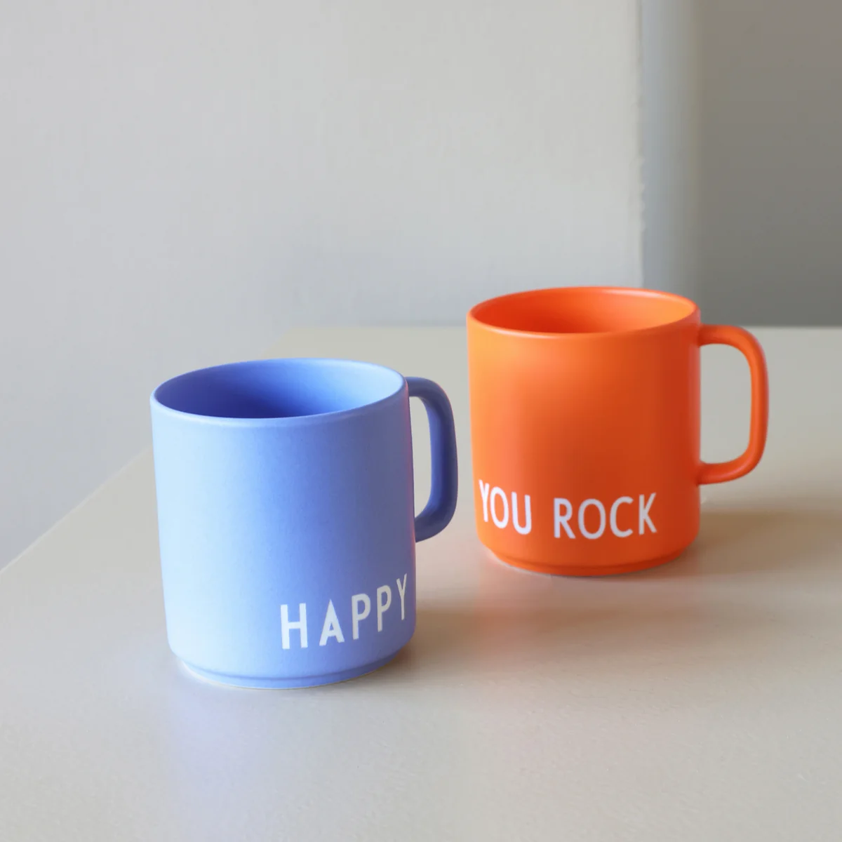 Design Letters - AJ Favourite Porzellan Becher mit Henkel