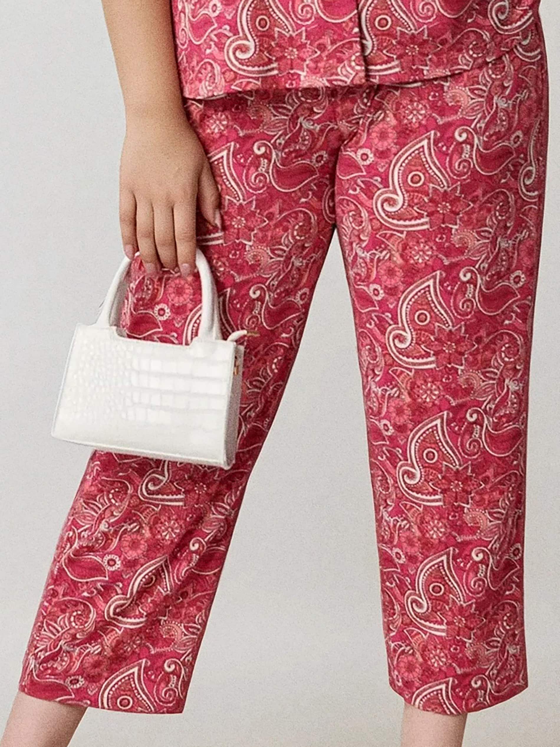 Spodnie ze wzorem Plus Size