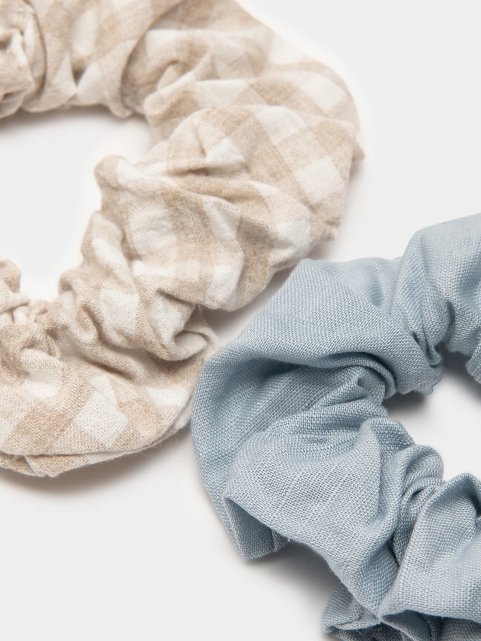 2 Pack Scrunchies