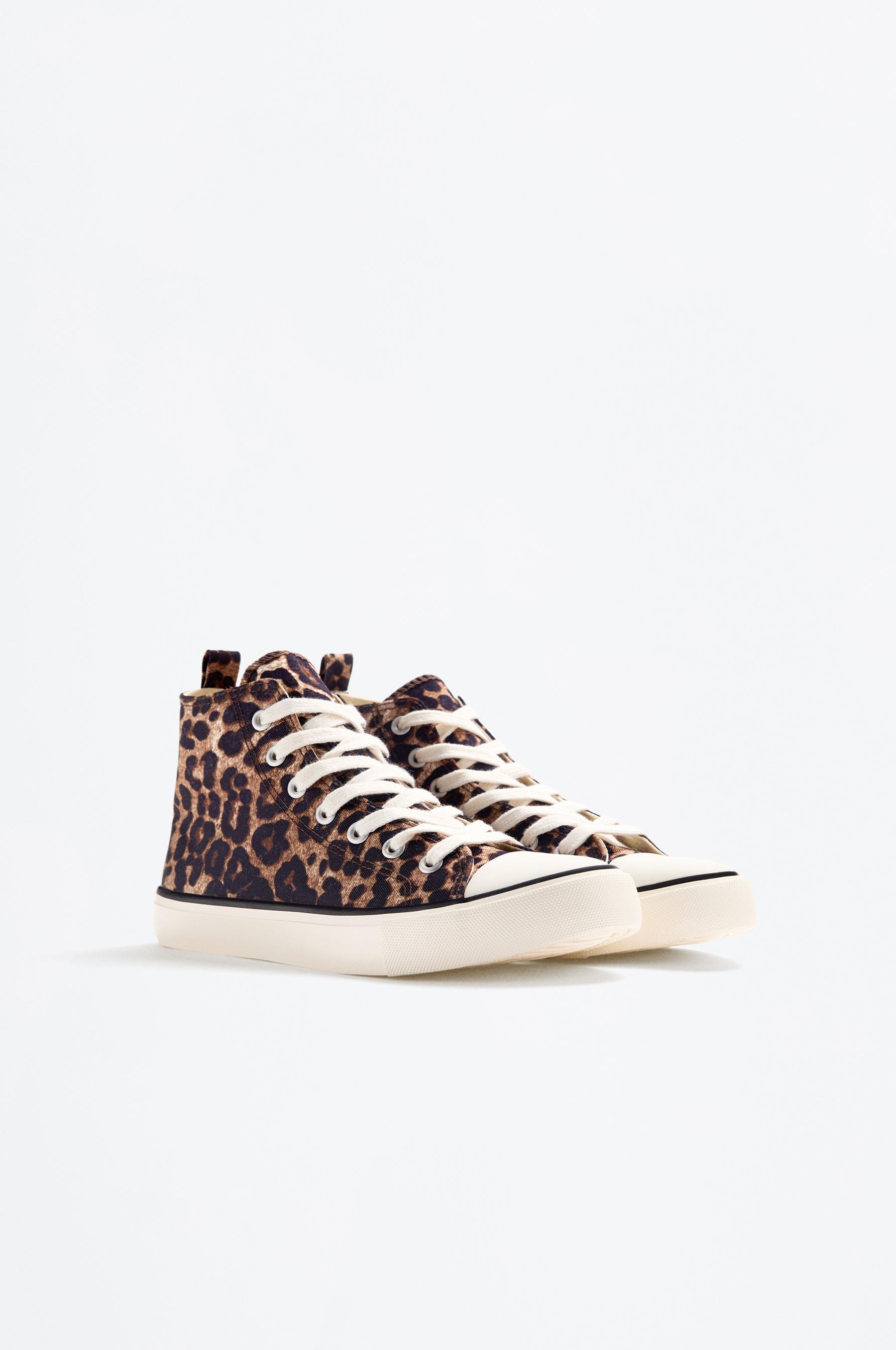 Zapatilla Botín Animal print