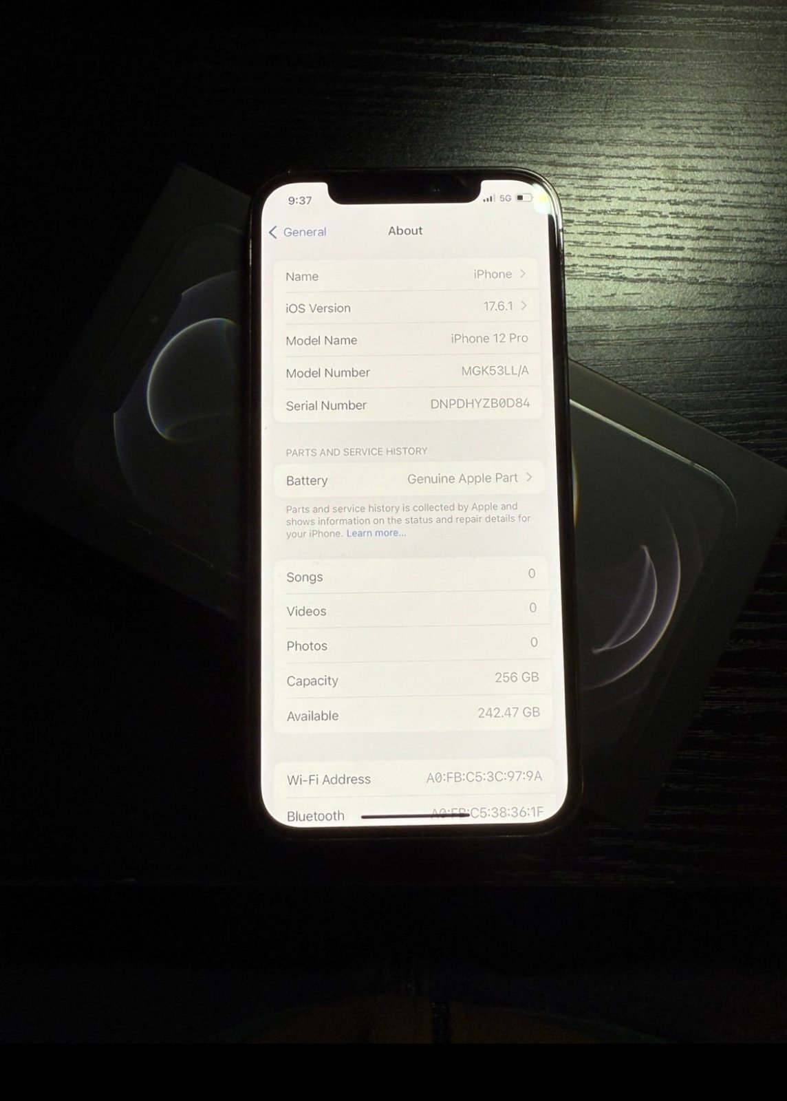 iPhone 12 Pro 256 GB (Unlocked) in Graphite