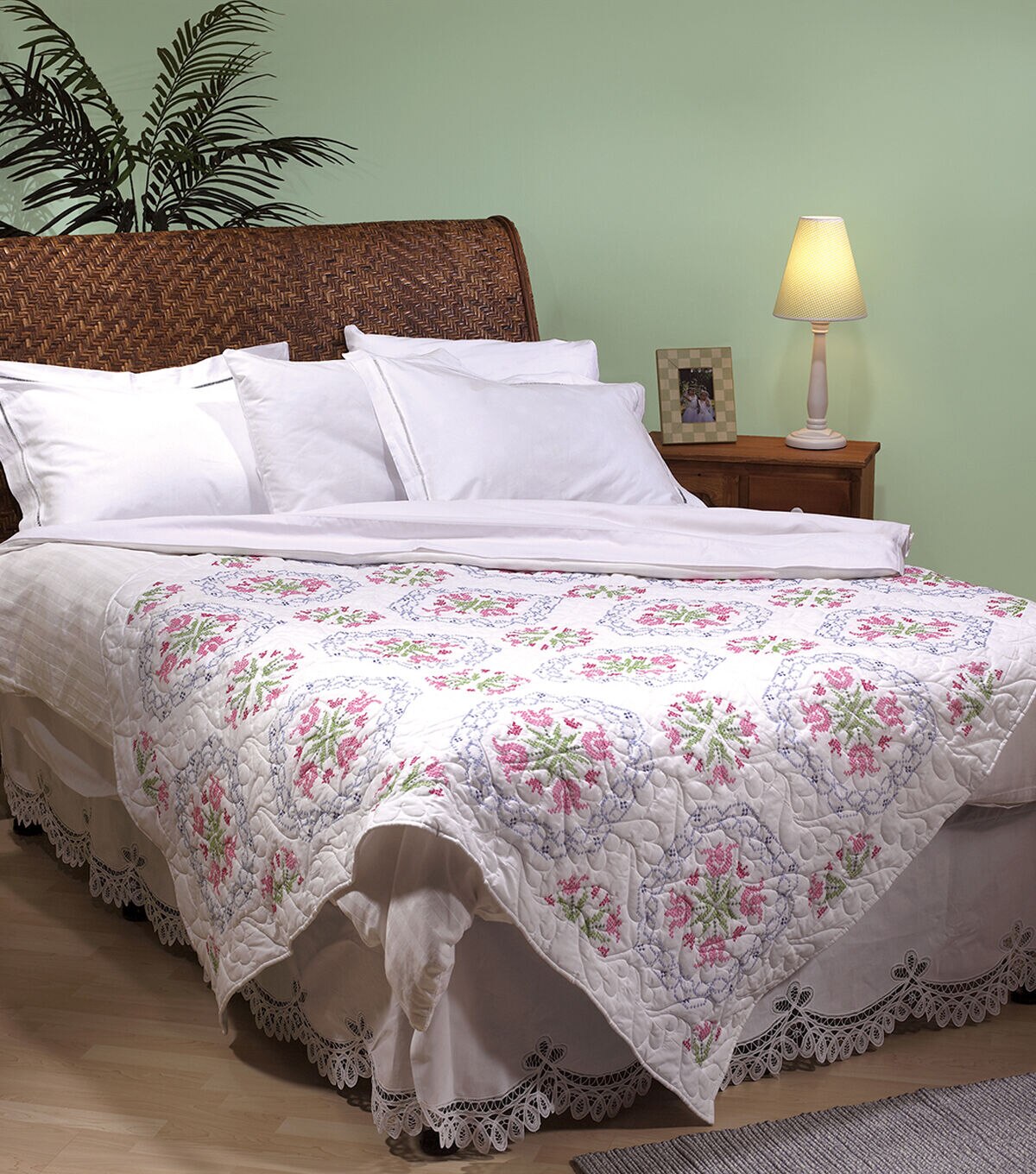 Jack Dempsey 18 Interlocking XX Lace Tulips Stamped Quilt Blocks 6pk