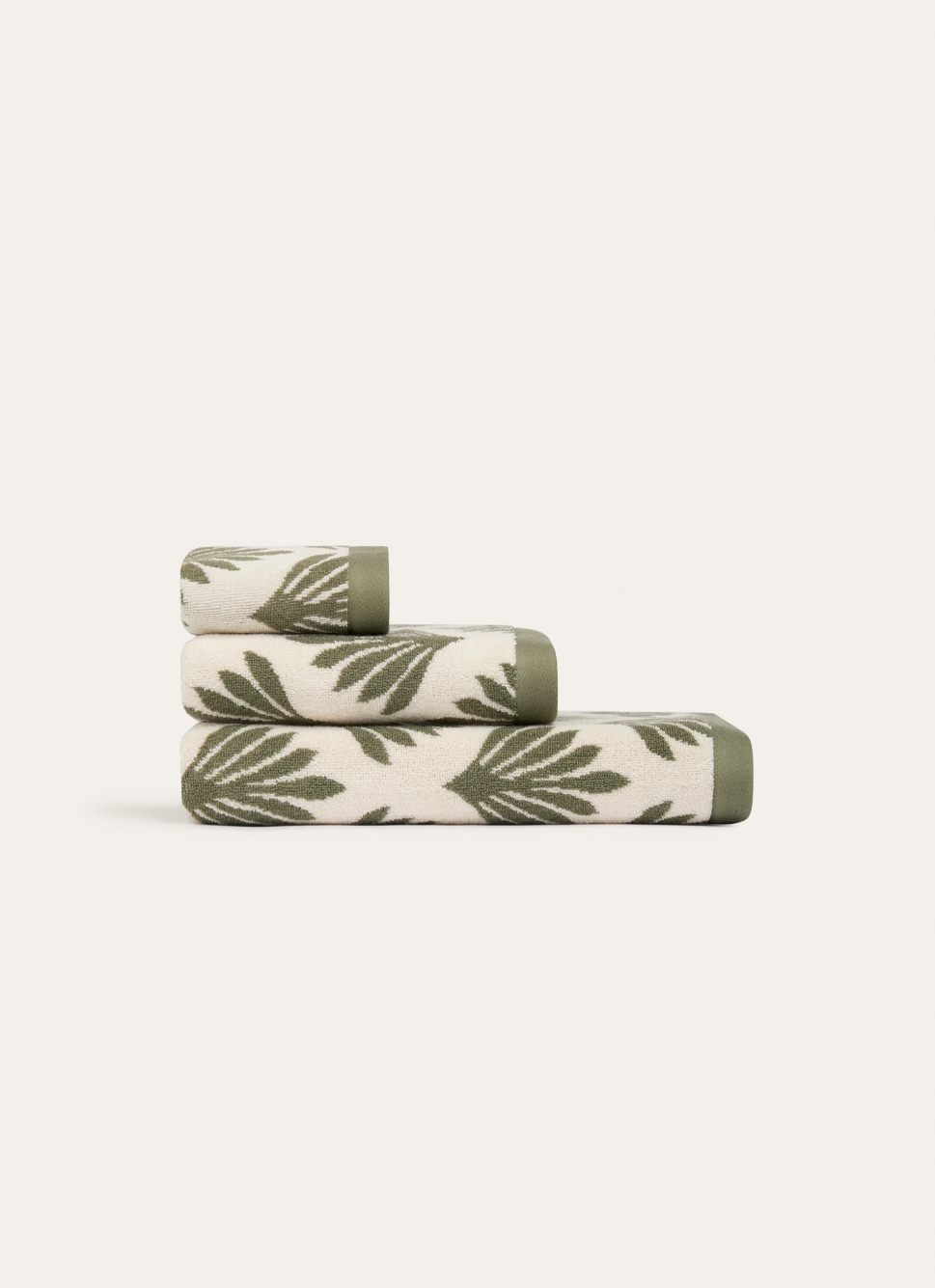 SERVIETTE DE TOILETTE à MOTIF ETHNIQUE BICOLORE vert