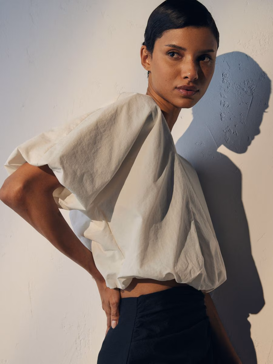 Cropped Blouse With Puff Sleeves