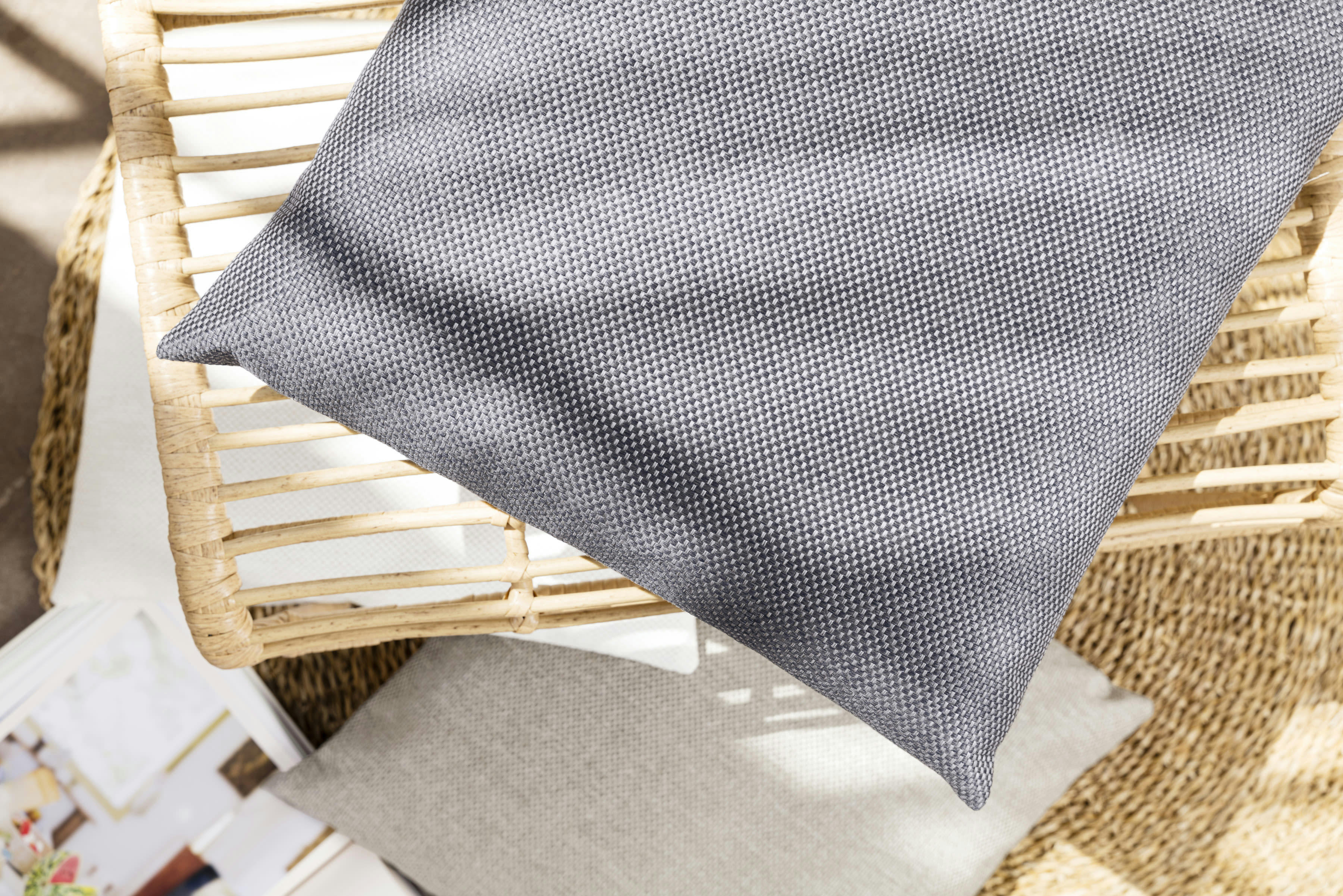 TILLA - Housse de coussin d'extérieur jacquard gris beige -45x45