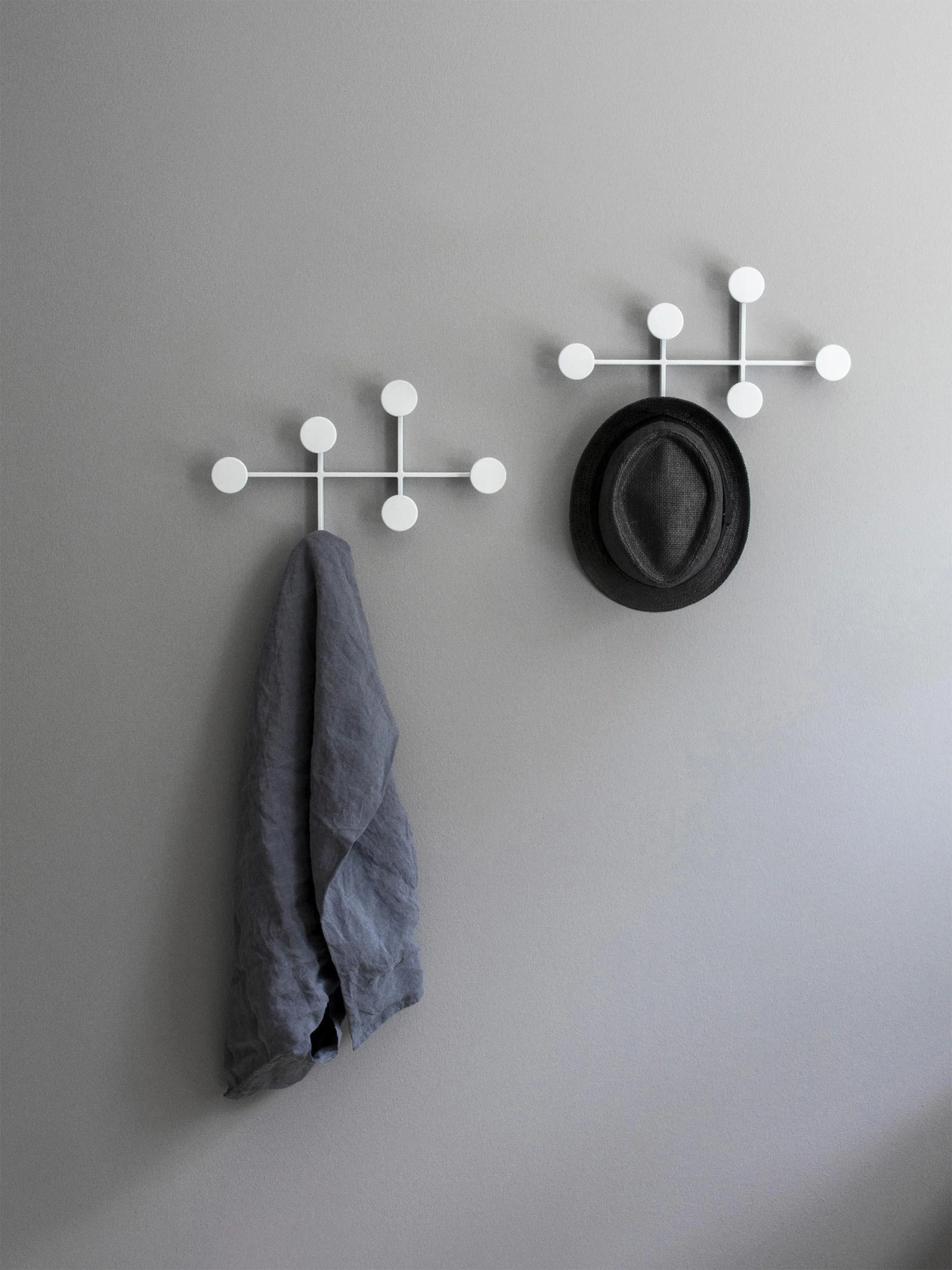 Metall-Wandgarderobe Afteroom