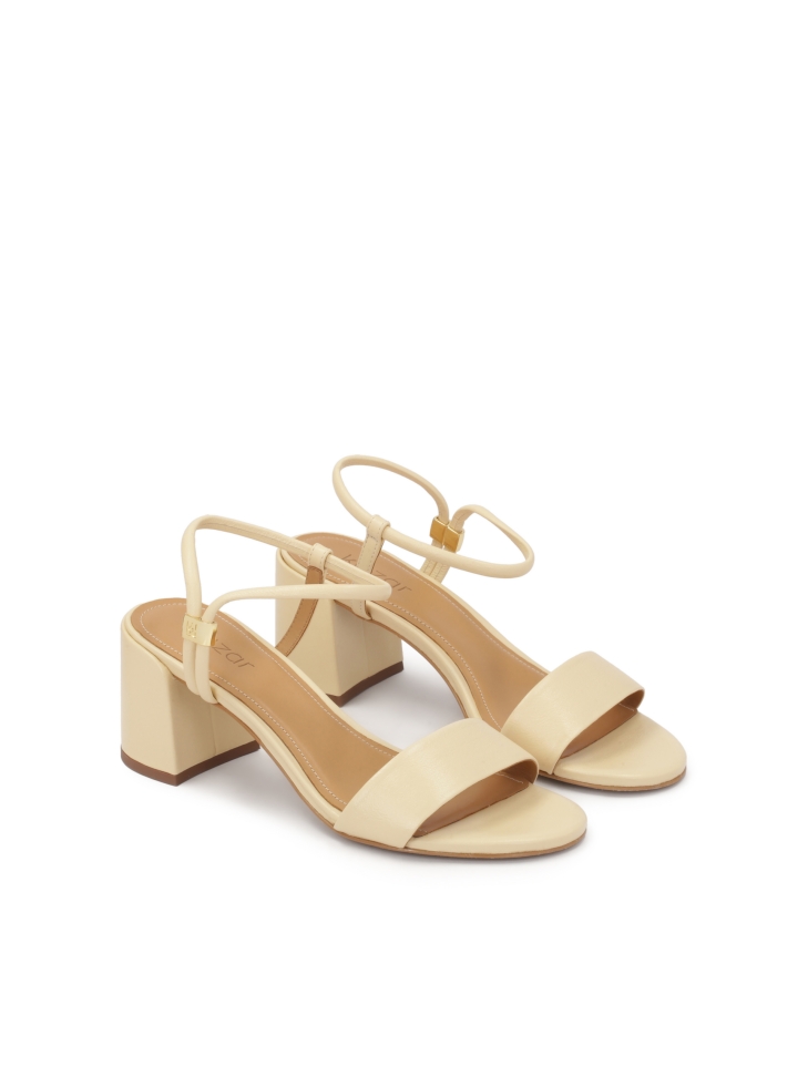 Sandals with metal sliding clasp