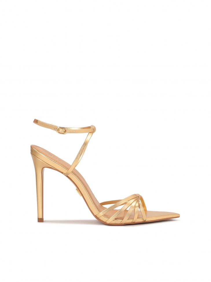 Gold sandals with pointed nose