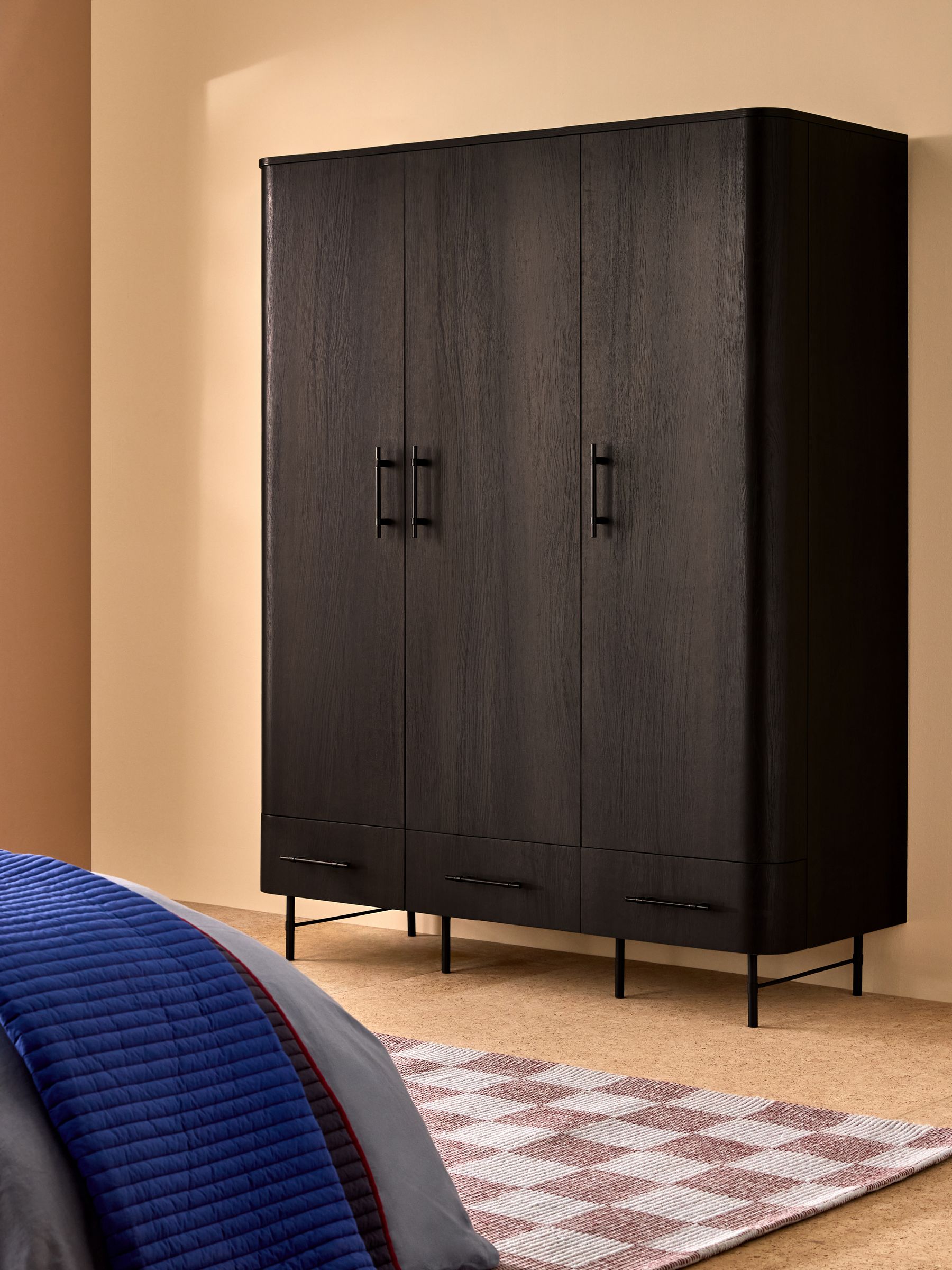 Dark Oak Effect Zeke Triple Wardrobe