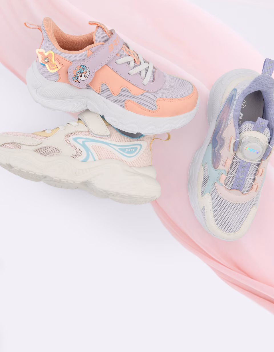 Sneakersy dla dziewczynki