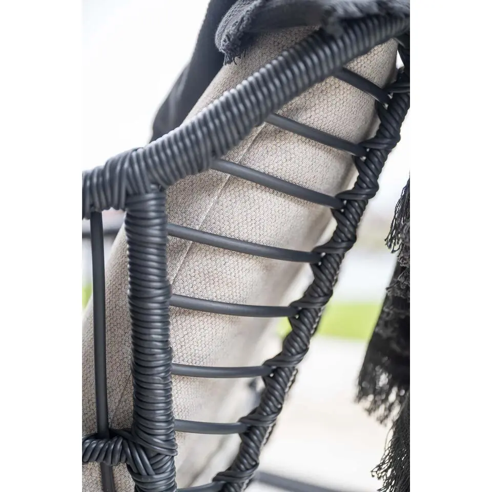 Ronde 4-persoons tuinset - Edison tafel - 4 Margriet stoelen