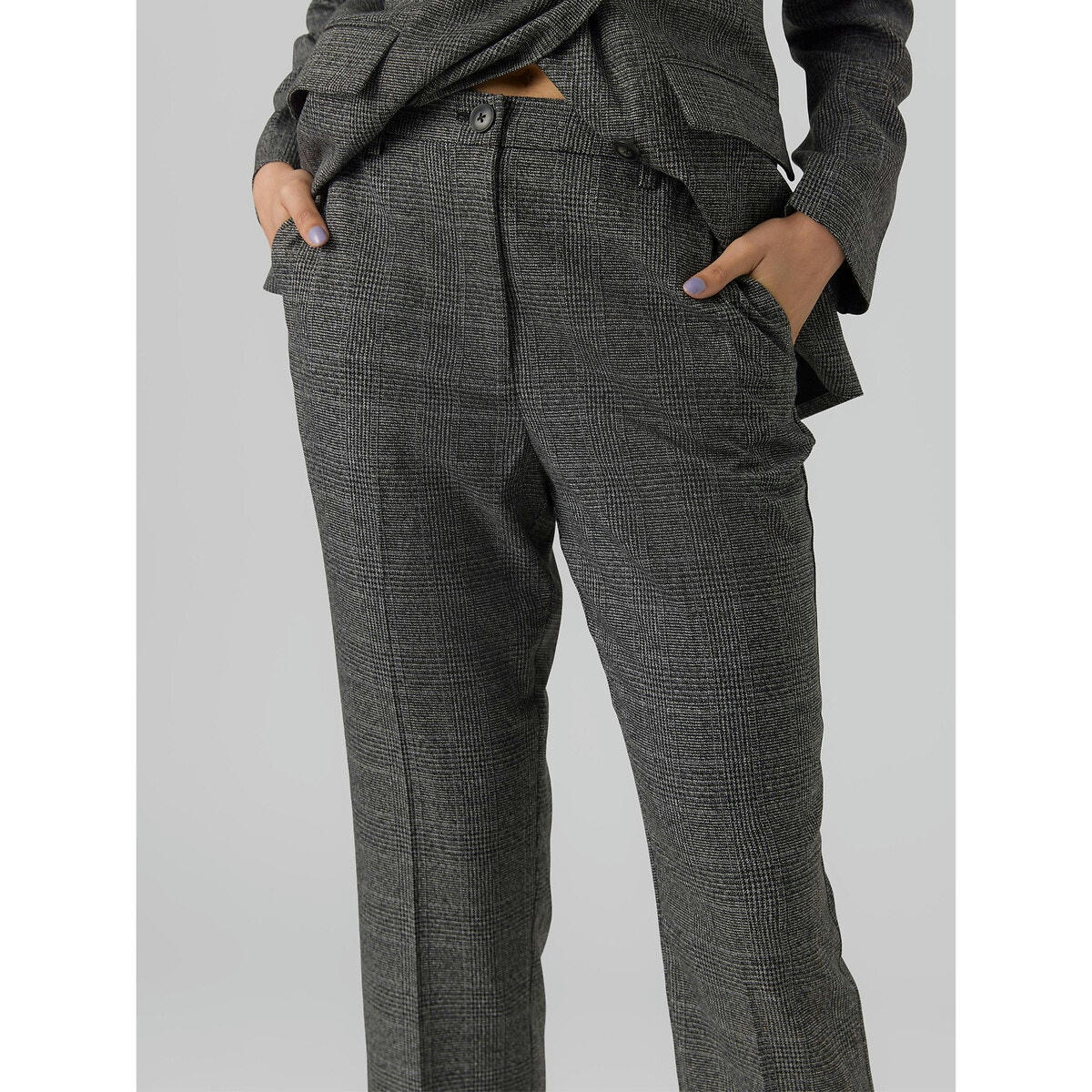 Pantalon tailleur à carreaux