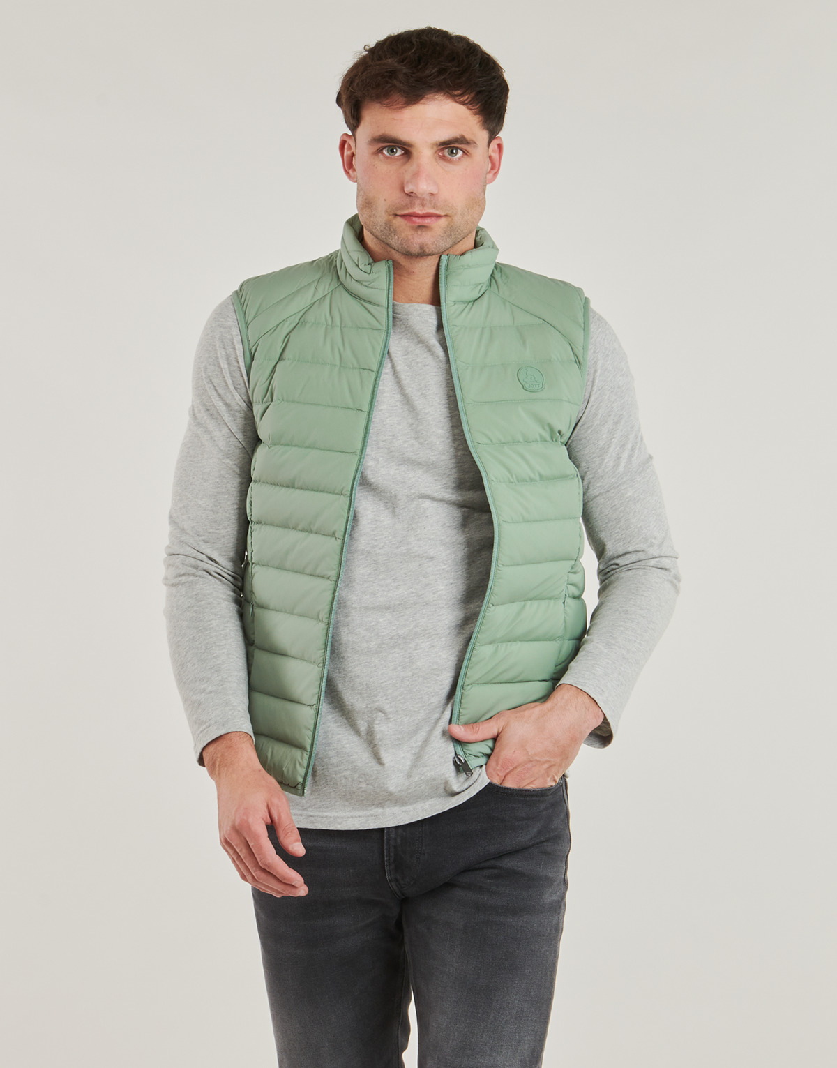 JOTT - ARAFO - Green