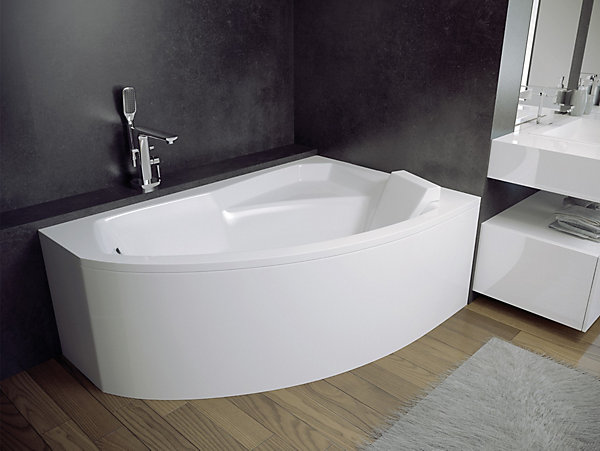 Baignoire asymétrique 130 x 85 Droite RIMA acrylique blanc   avec Tablier   Repose Tête   Pieds   Vidage à chromé
