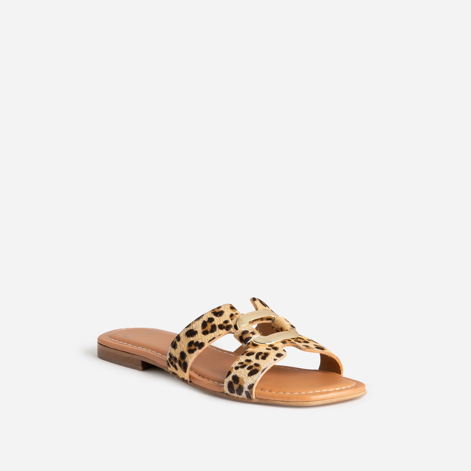 Sandale beige cuir motif léopard et anneau