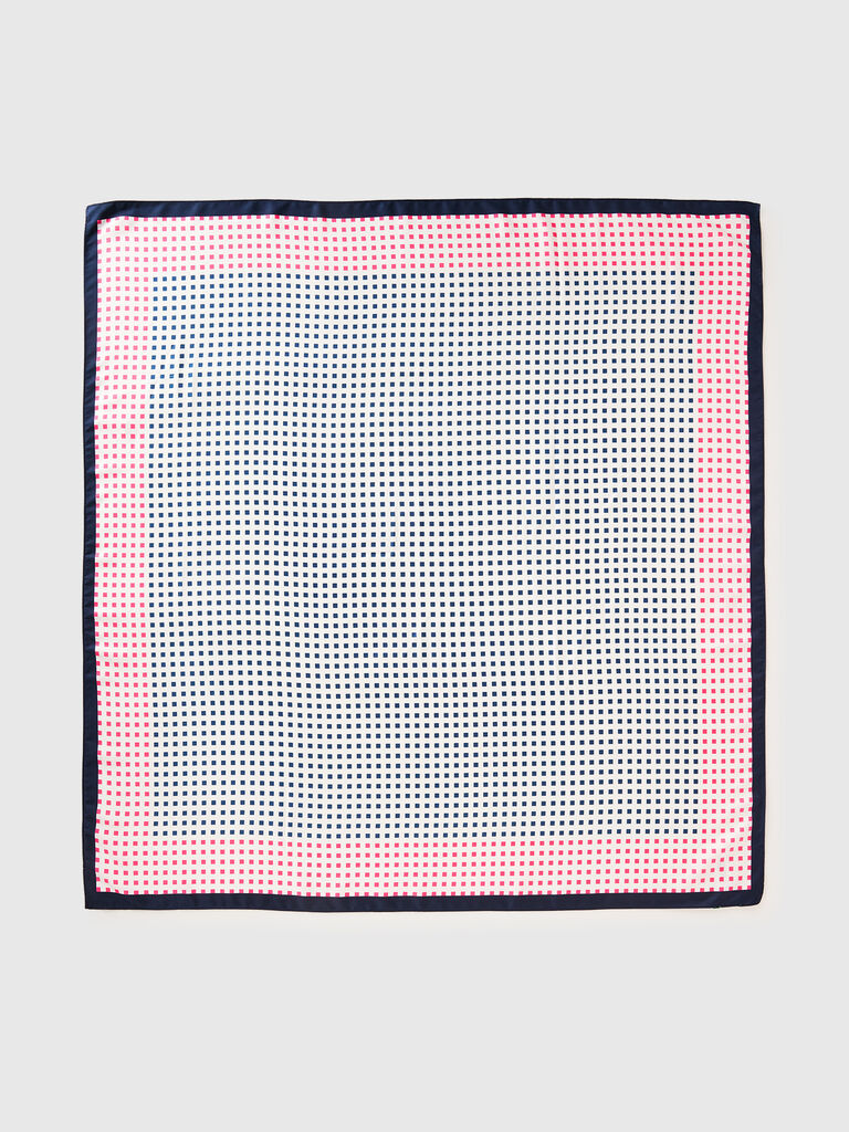 Scarf with patterned print