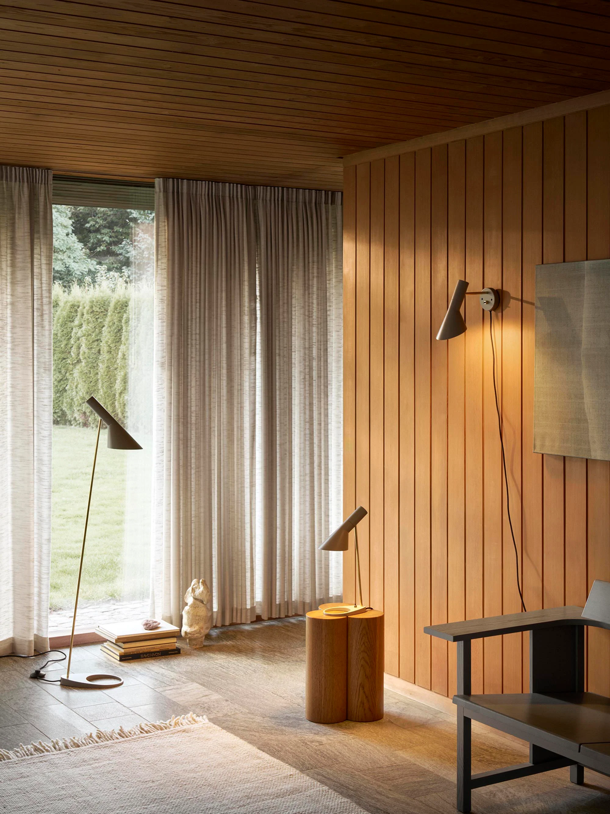 Wandleuchte AJ mit Stecker