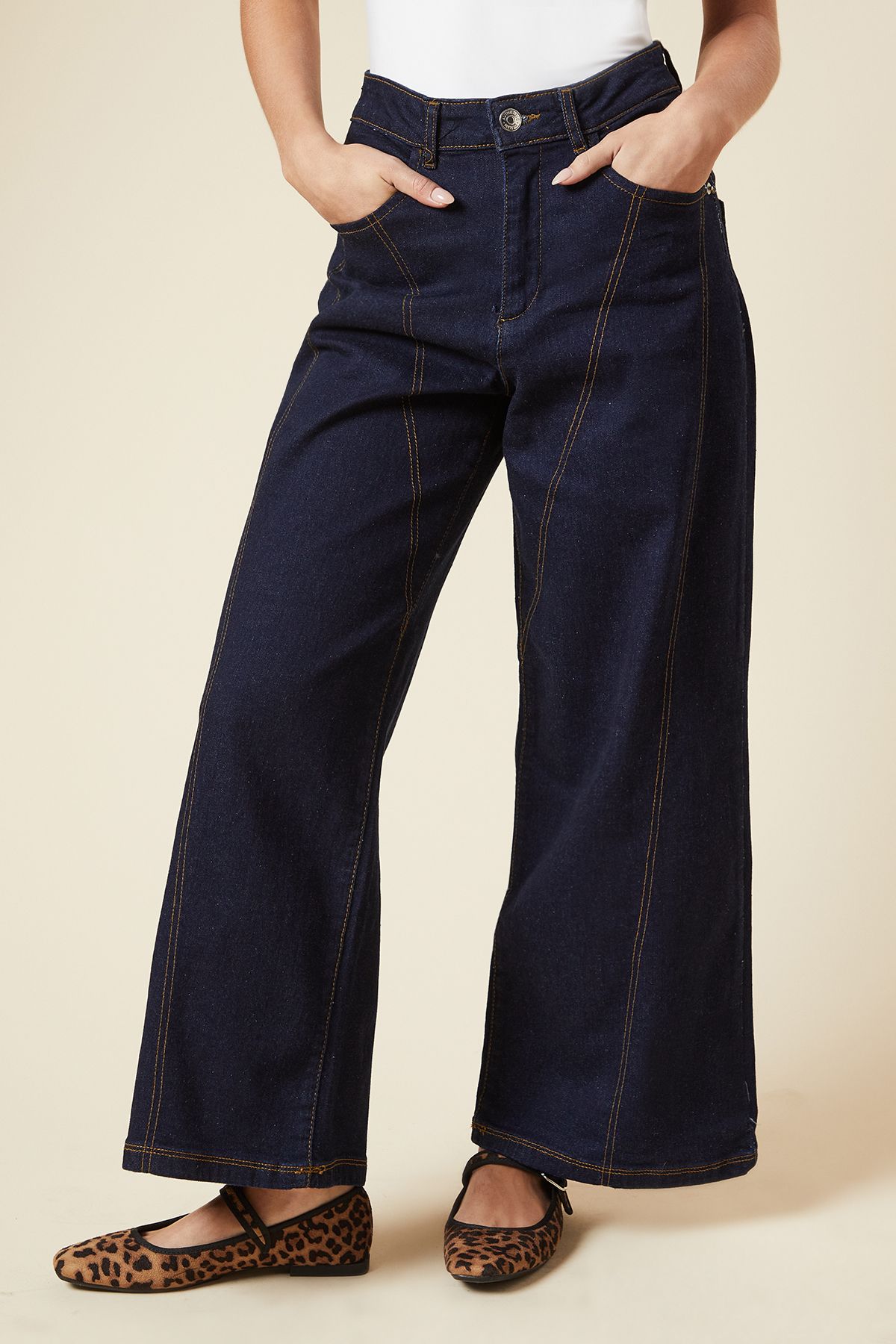 Dorothy Perkins Petite Wide Leg Seam Detail Jeans