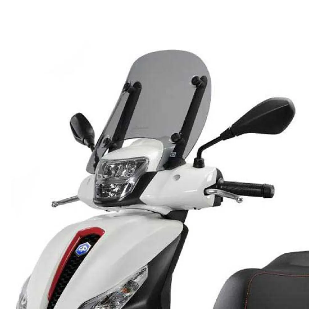 Piaggio Medley windshield