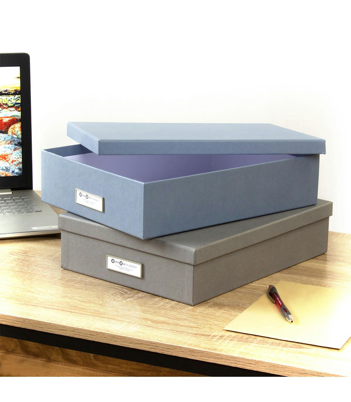 OSKAR - Boite A4 avec porte étiquette - 35 x 26 x H8.5cm