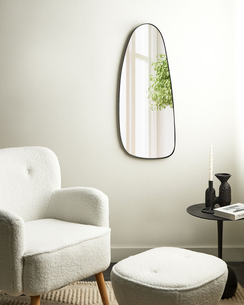 Ozdobne lustro ścienne metalowe 39 x 95 cm czarne