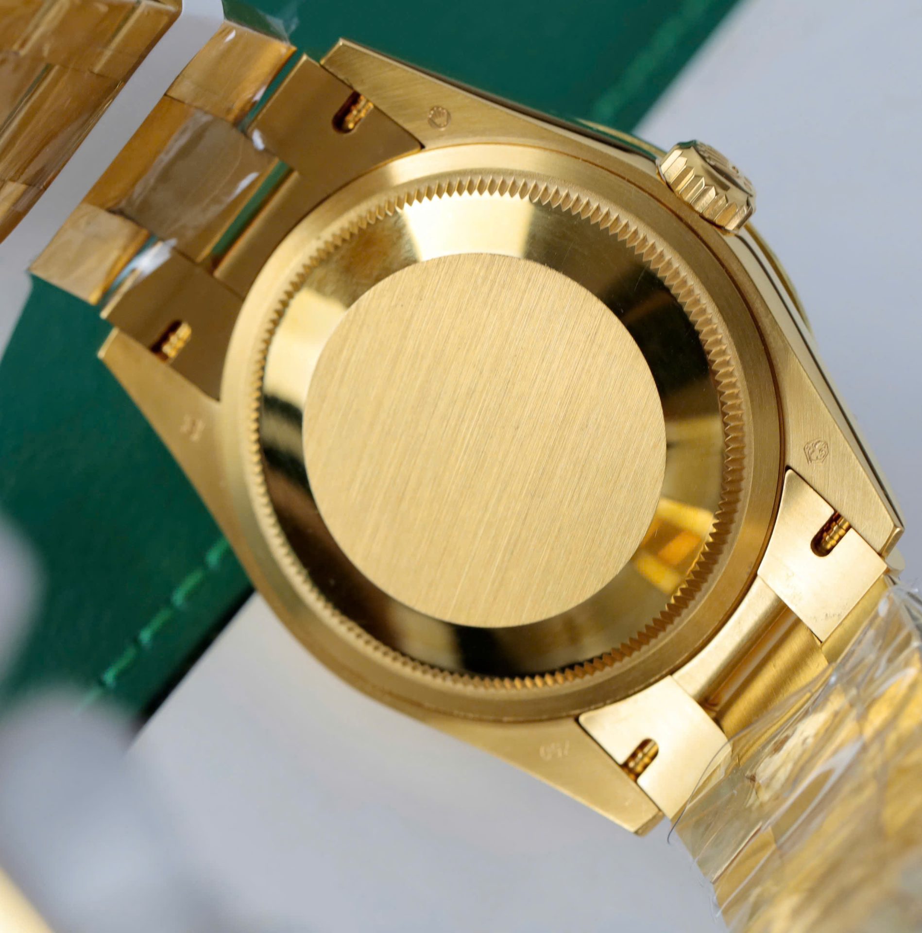 Rolex Day-Date YG Plated Paved-Rainbow Diamond Dial 36mm Super Clone
