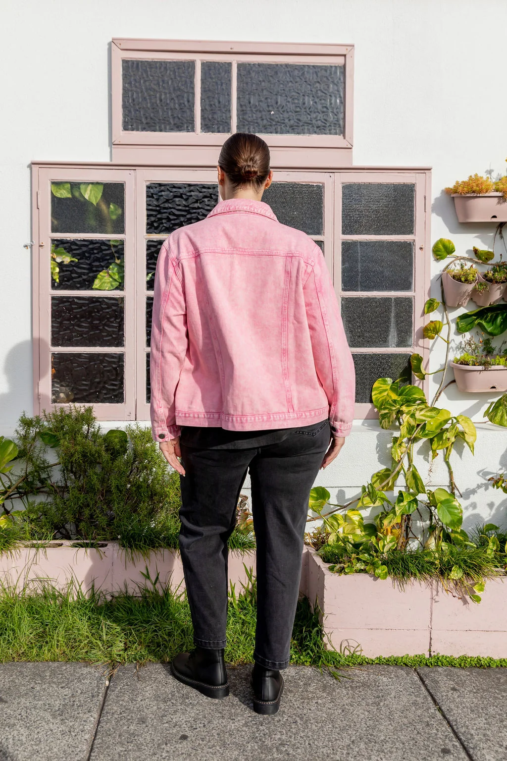 Hayden Boyfriend Denim Jacket in Pink Wash