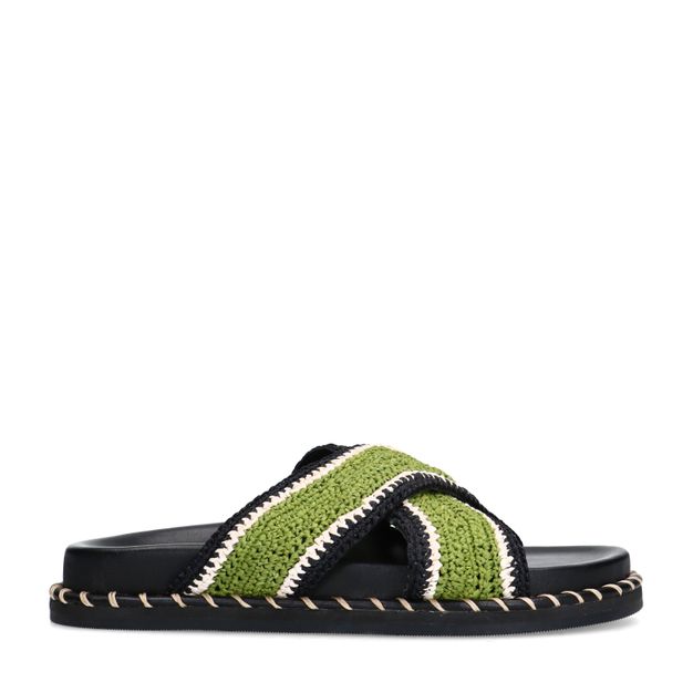Zwarte plateau slippers met groene bandjes
