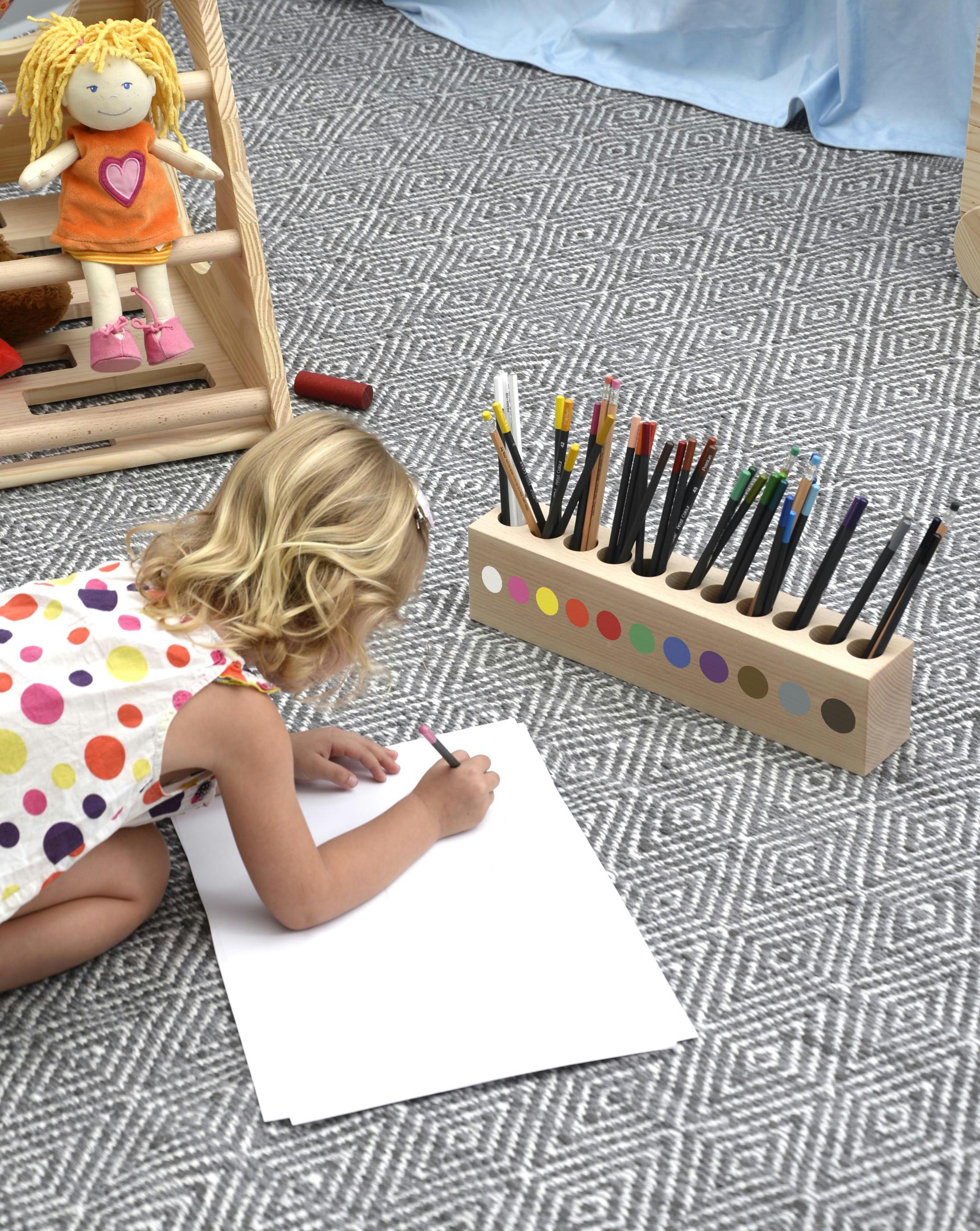 PENCIL HOLDER - Porte Crayons en bois multicolore.