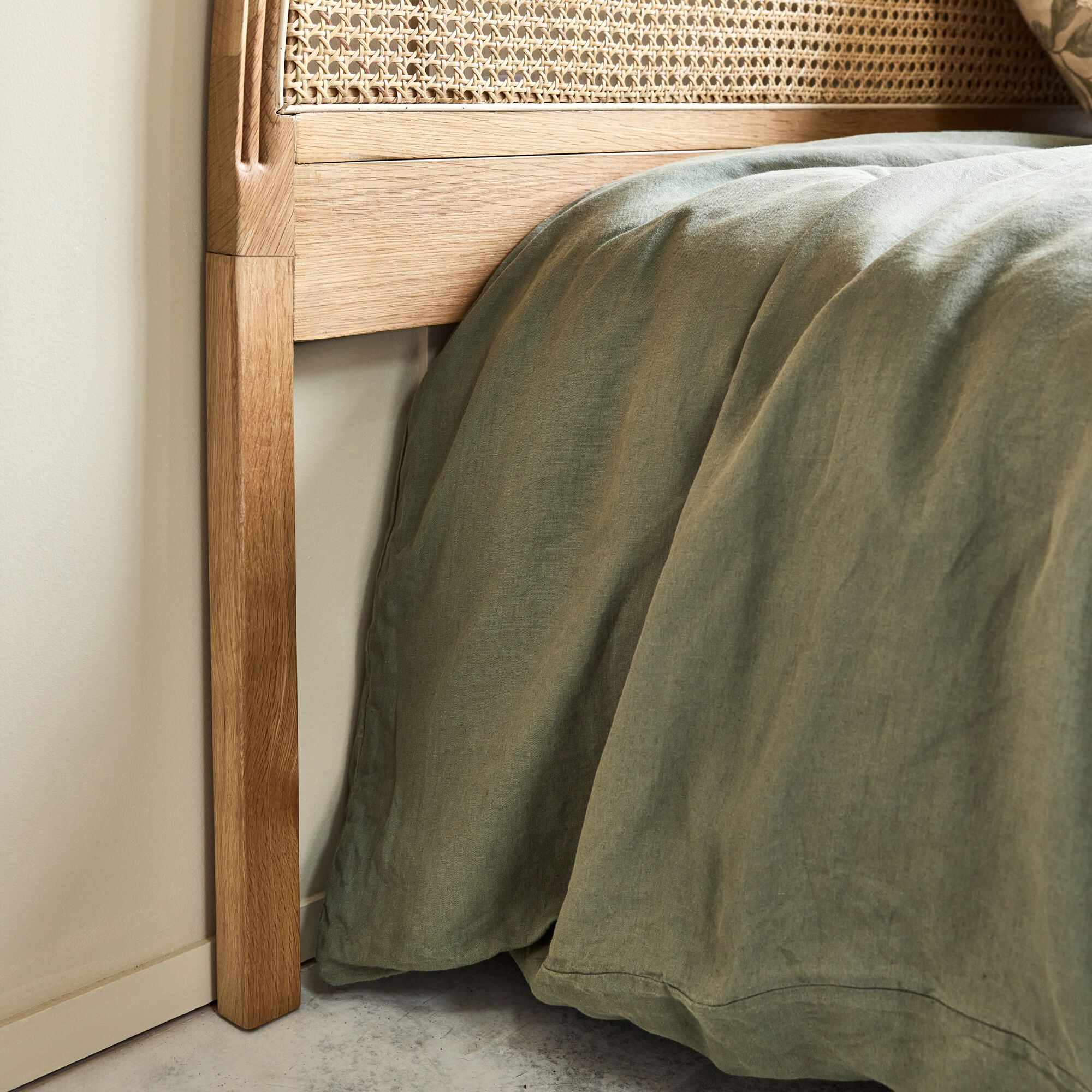 ABELLE - Tête de lit ronde en chêne et rotin L170cm - bois clair