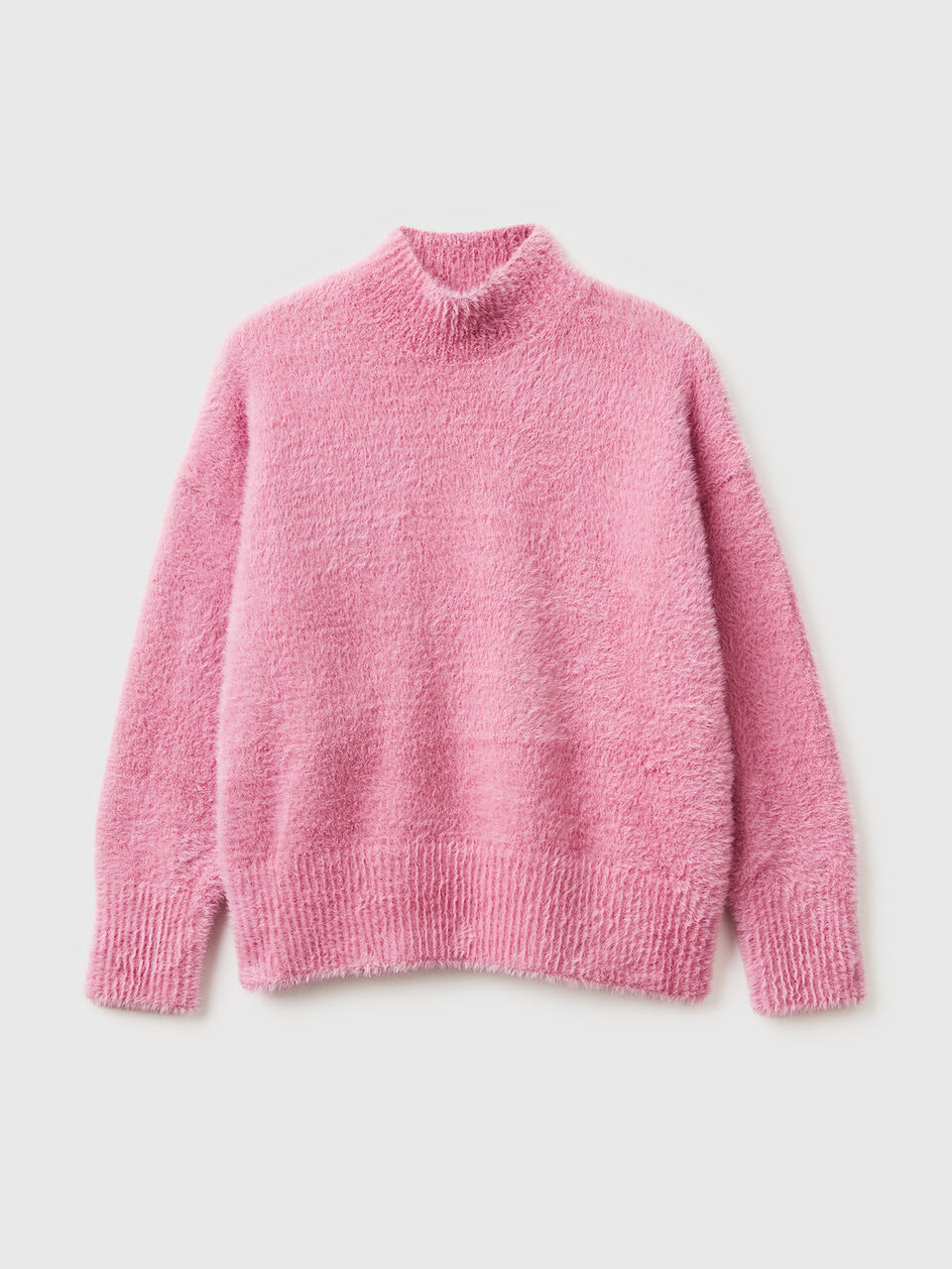 Furry yarn sweater