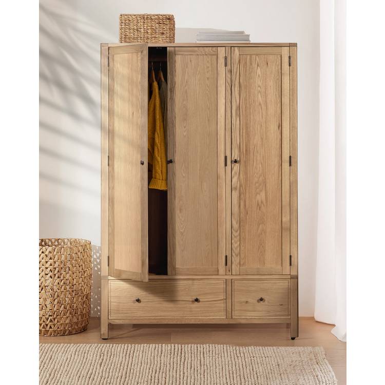Habitat Finchley 3 Door Wardrobe - Oak