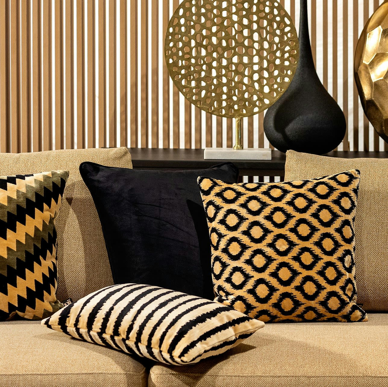 Francesco - Coussin vert en velours 45x45 cm avec motif