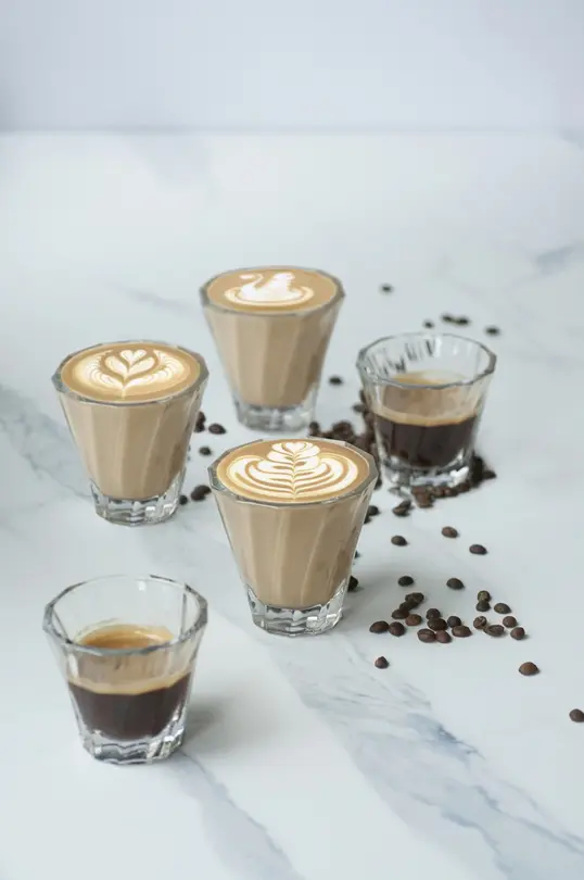 Cappuccino Tasse Twisted