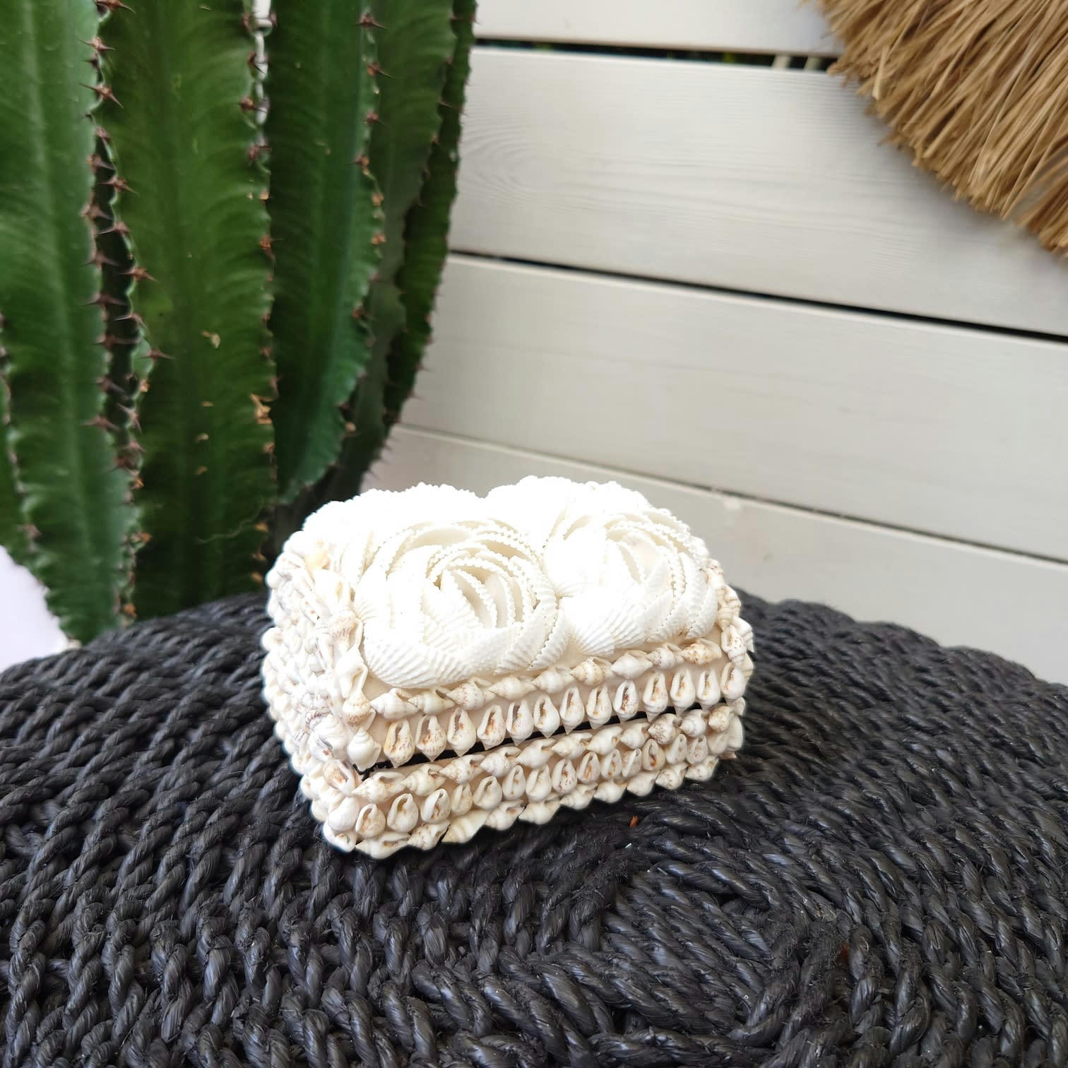 FLEUR - Boîte en coquillages, blanc 10x13x7 cm