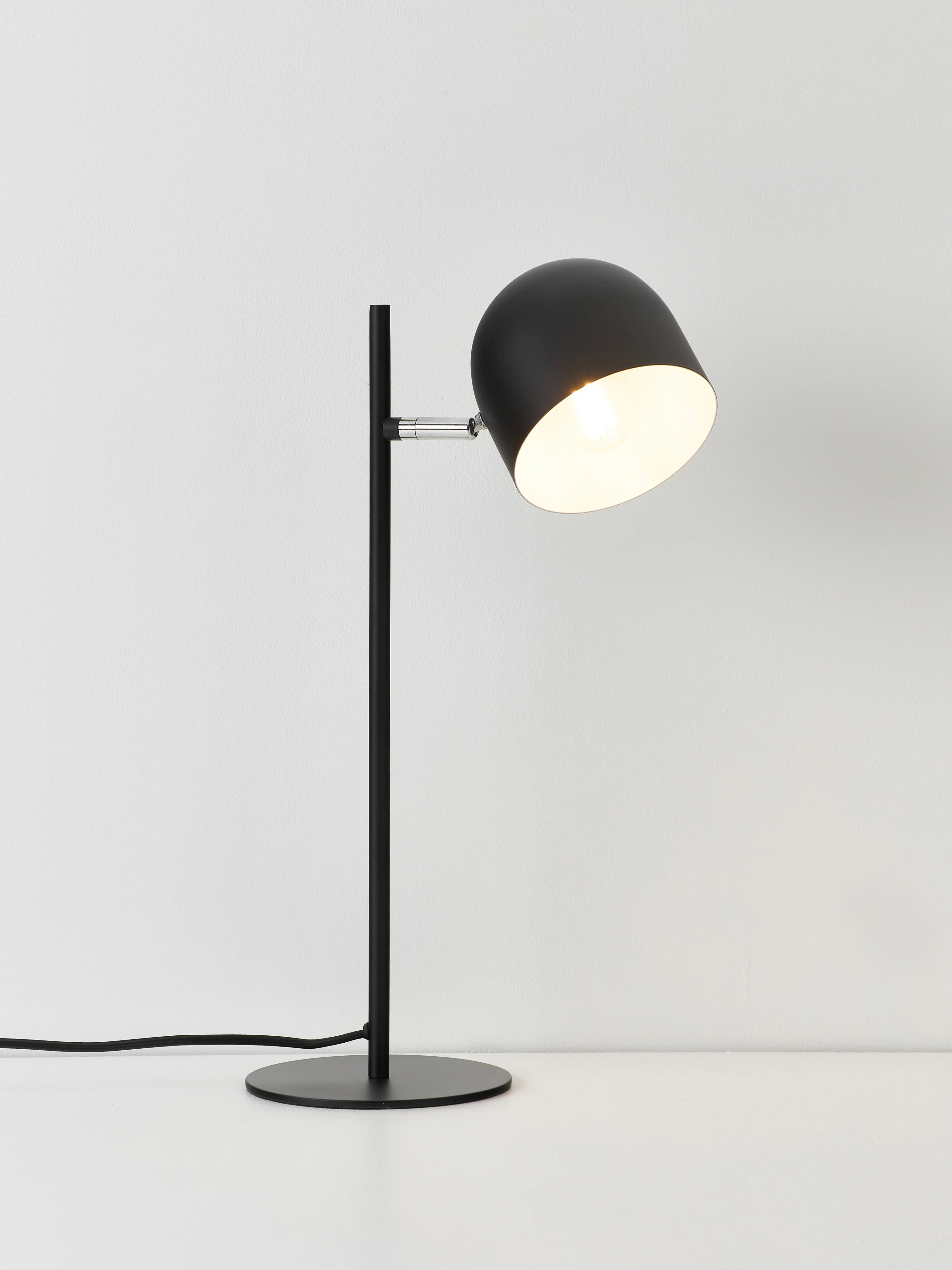 Metall-Tischlampe Almo II