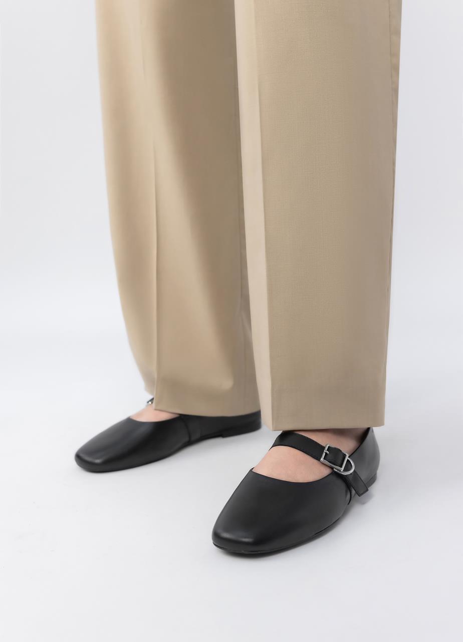 Jolin Ballet Flats