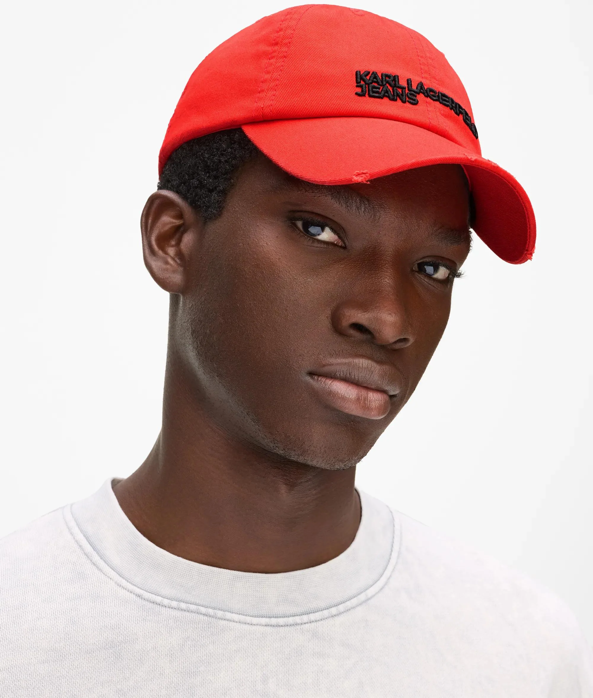 Casquette à logo effet usé