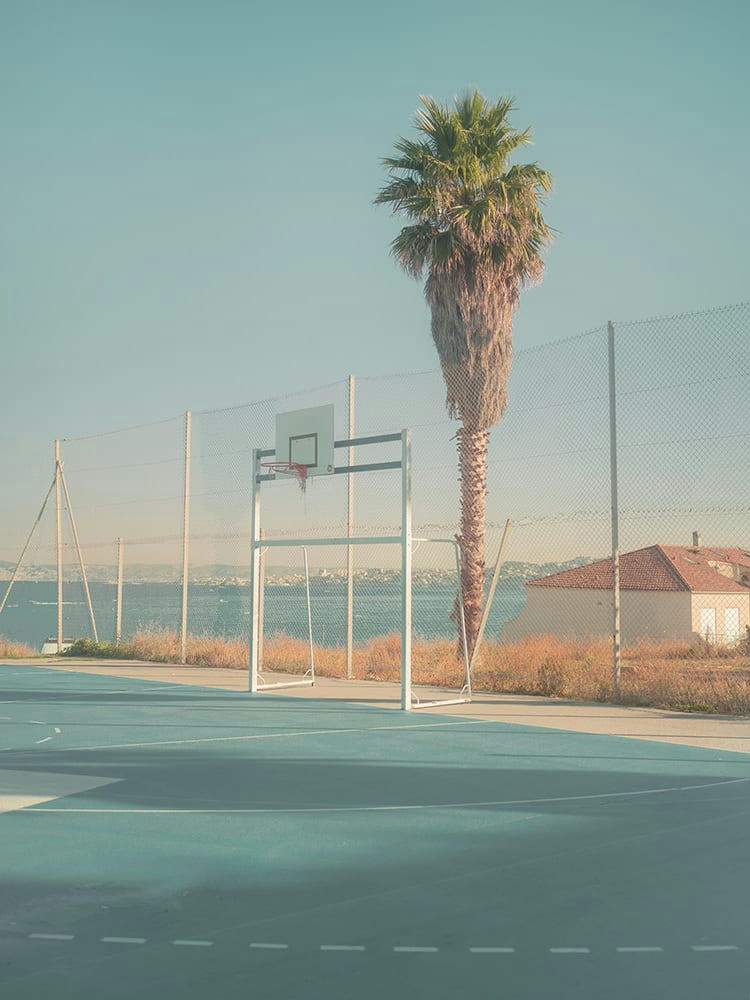 TERRAIN DE JEU - Photographie d'art de Laura Sanchez 60x80 cm sur plexi