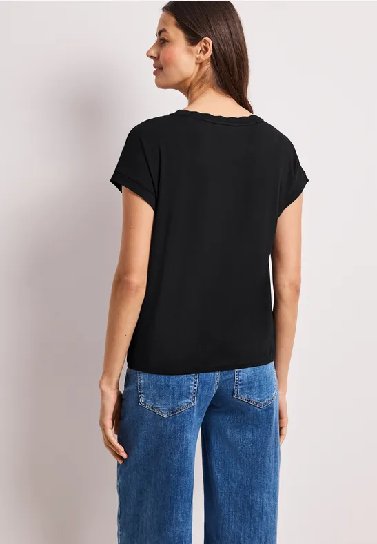 T-Shirt mit Rundhals und Deko-Tape