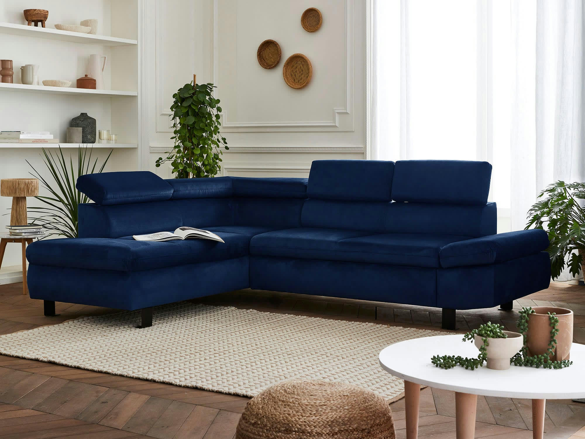 NAIROBI - Canapé d'angle gauche convertible 5 places en velours bleu nuit