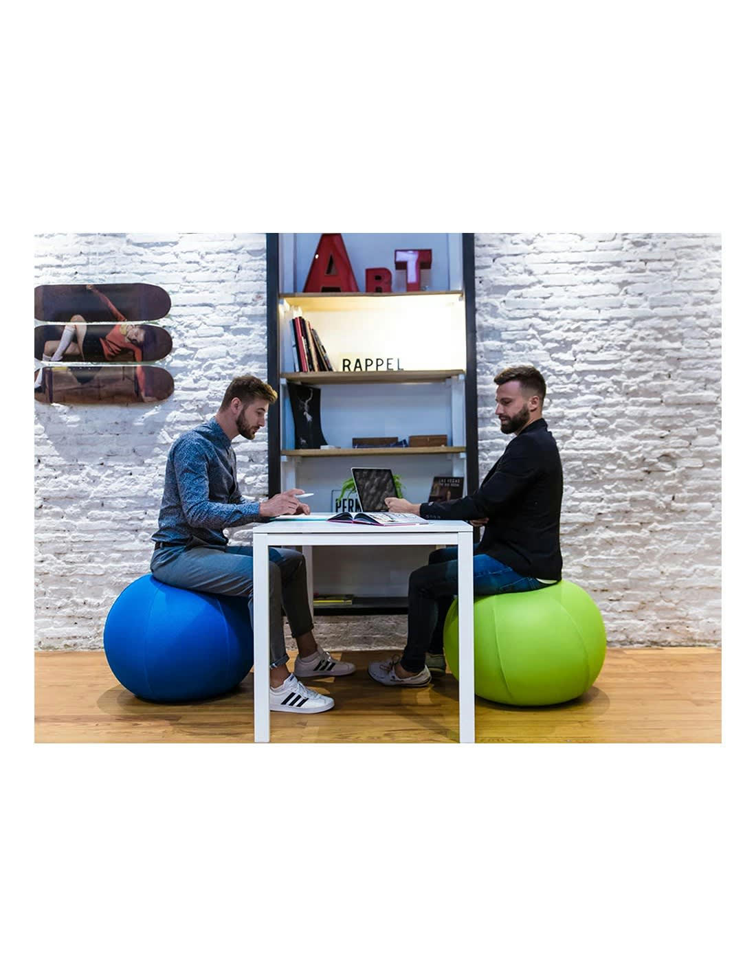 JUMBO CELESTE - Balle d'assise gonflable 65cm enveloppe tissu mesh vert anis