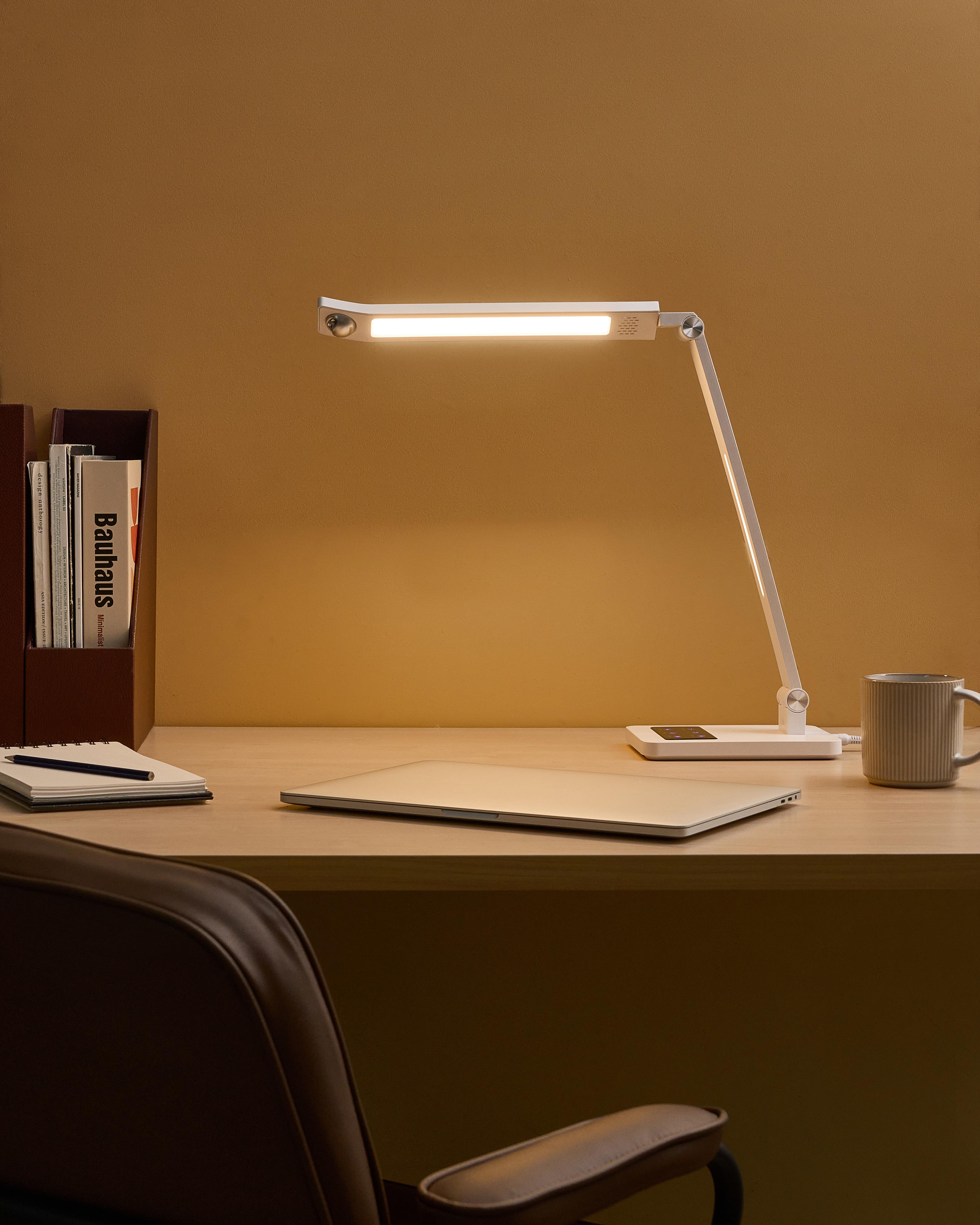 LED Desk Lamp LEPUS with Motion Sensor White