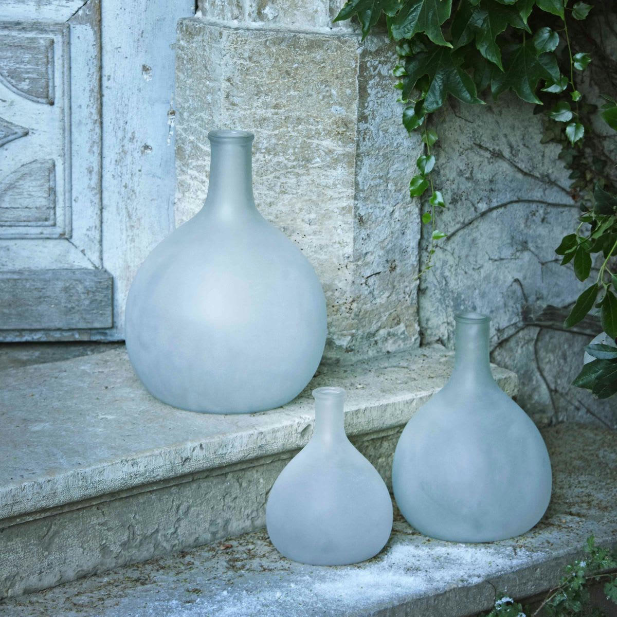 - Vase bonbonne en verre dépoli