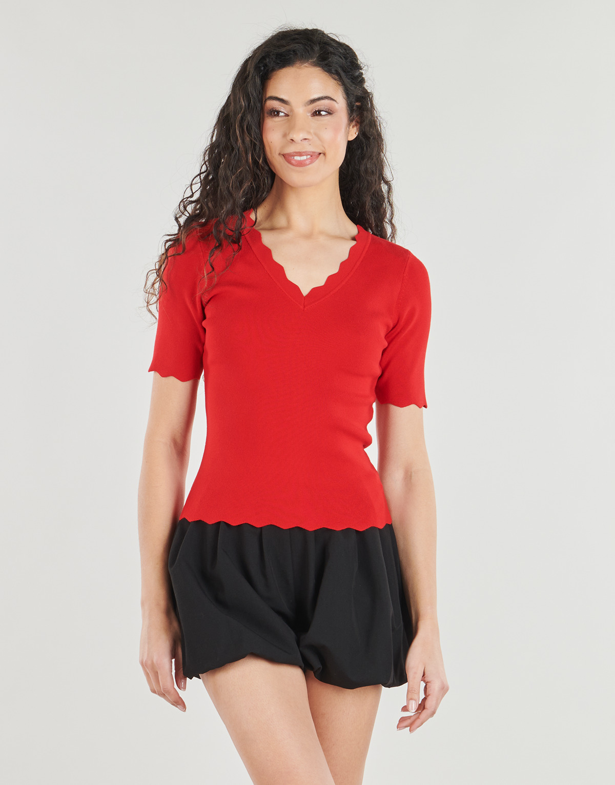 Pieces - PCJULINE SS V-NECK KNIT - Red