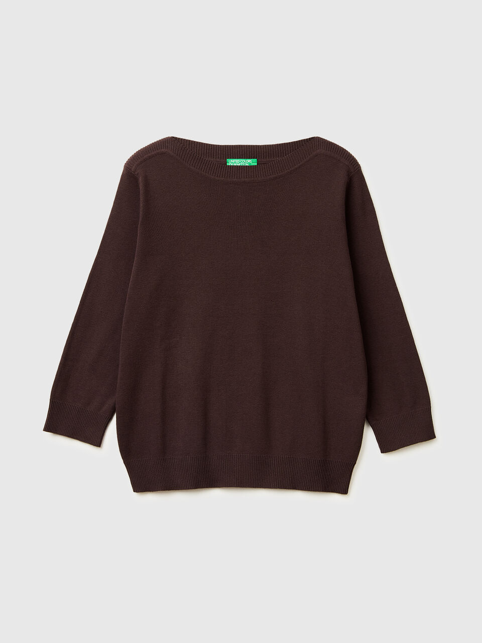 Brown sweater with boat neck
